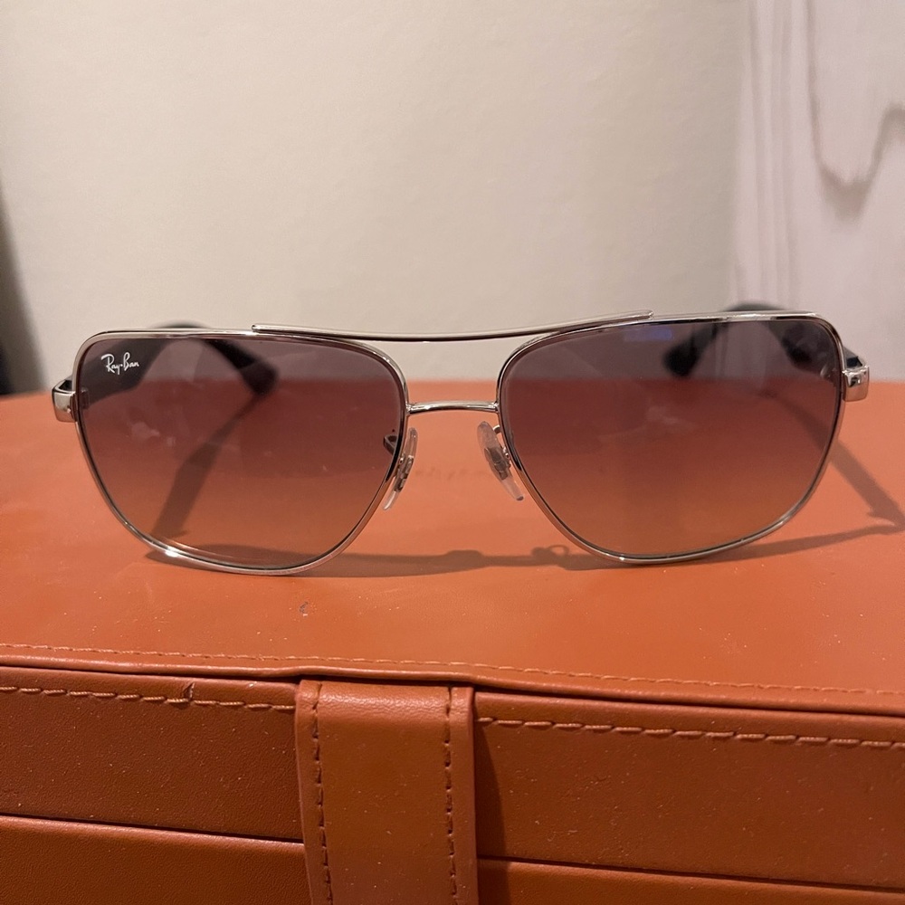 Ray Ban Silver Frame Gradient Grey Lens Sunglasses